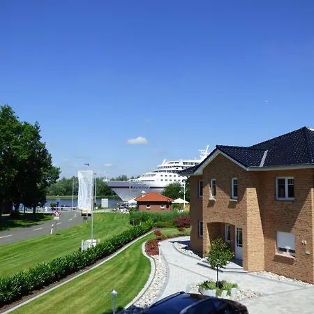 Lägenhet Kanalblick, Schiffsdeck