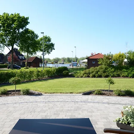 Kanalblick, Schiffsdeck Apartment